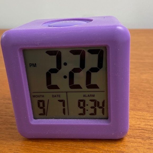 Light Purple Alarm Clock - Picture 1 of 4